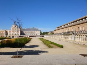 royal palace 883796 960 720 Excursions in the community of Madrid madrid alquiler