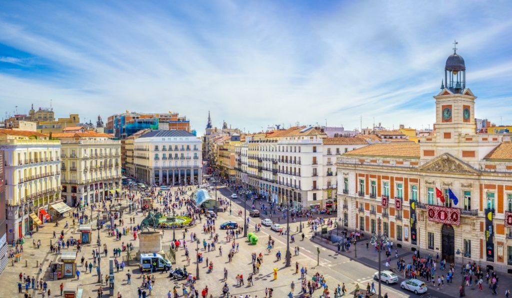 Best neighborhoods in Madrid for tourists